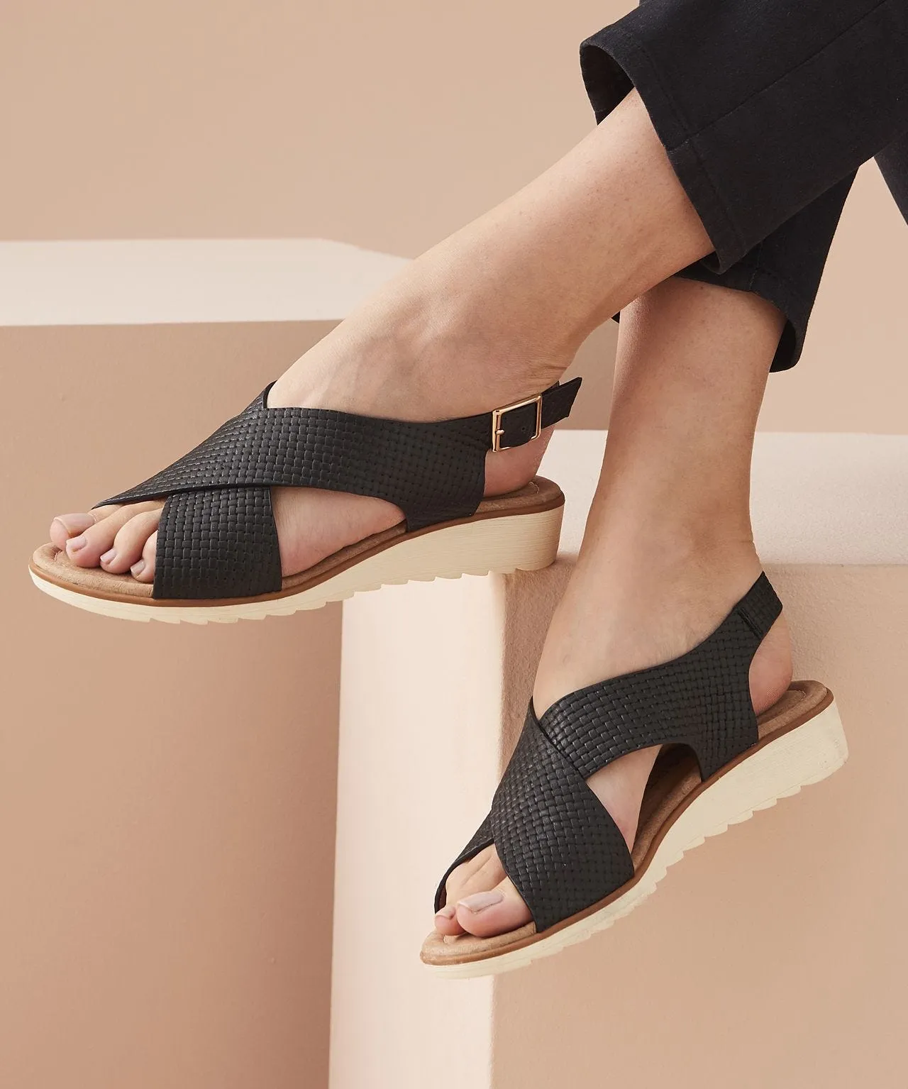 Amortyl Sandal