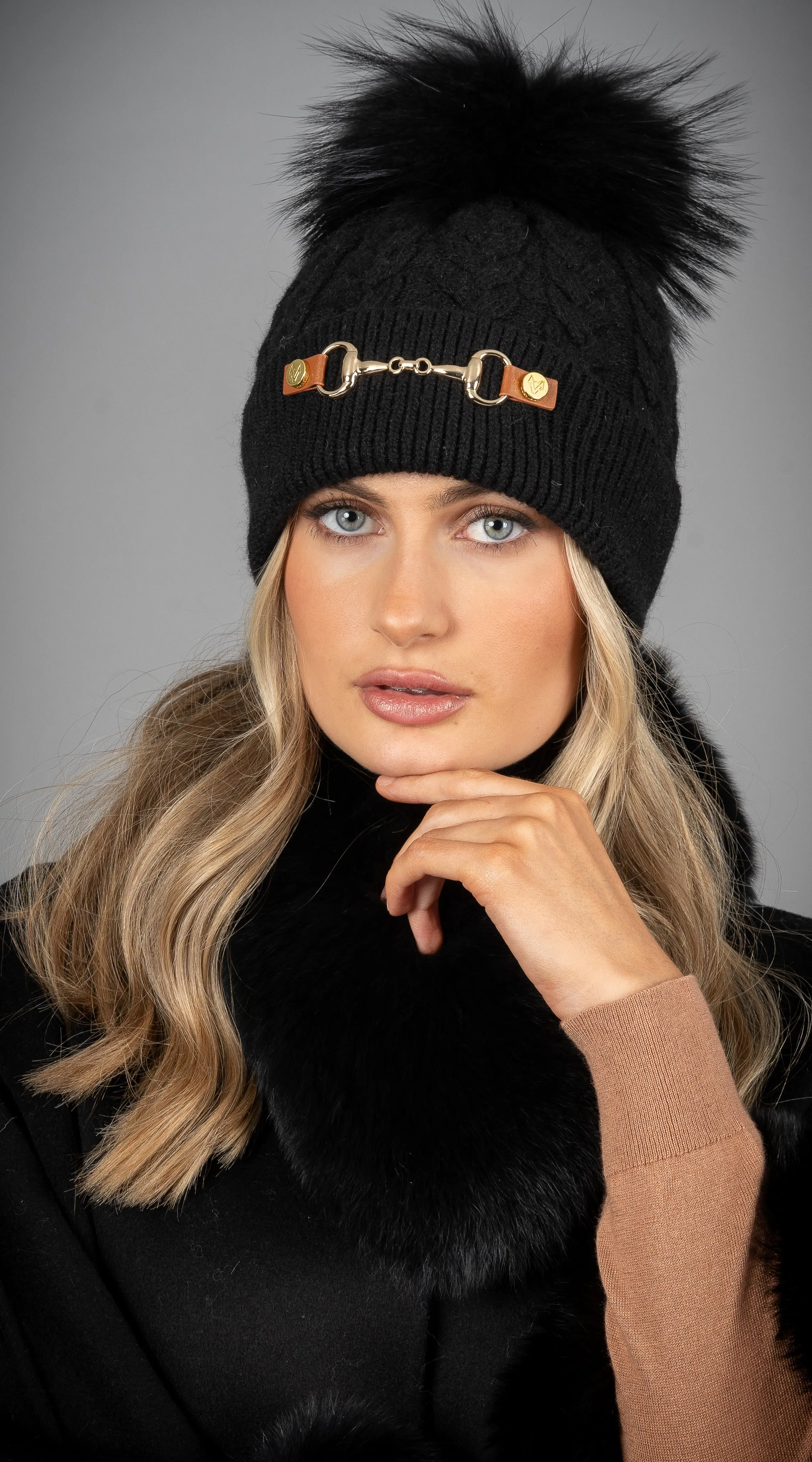 Burley Pom Pom Hat - Black