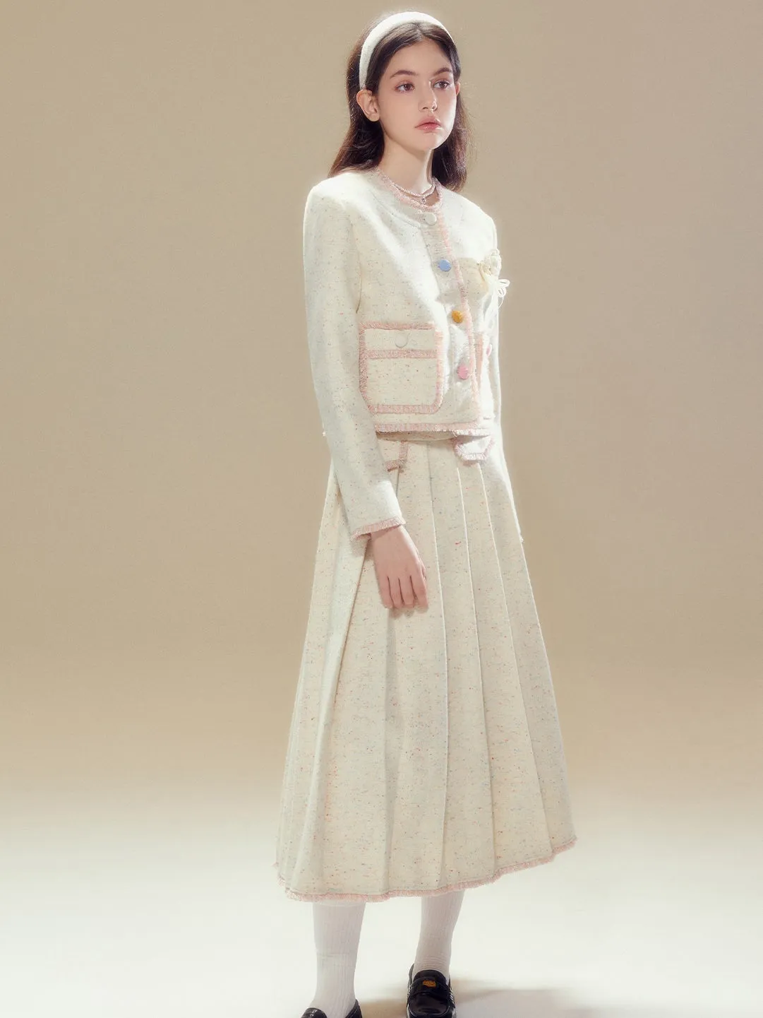 Camellia Contrast Button No Collar Jacket ＆ Pleated Long Skirt