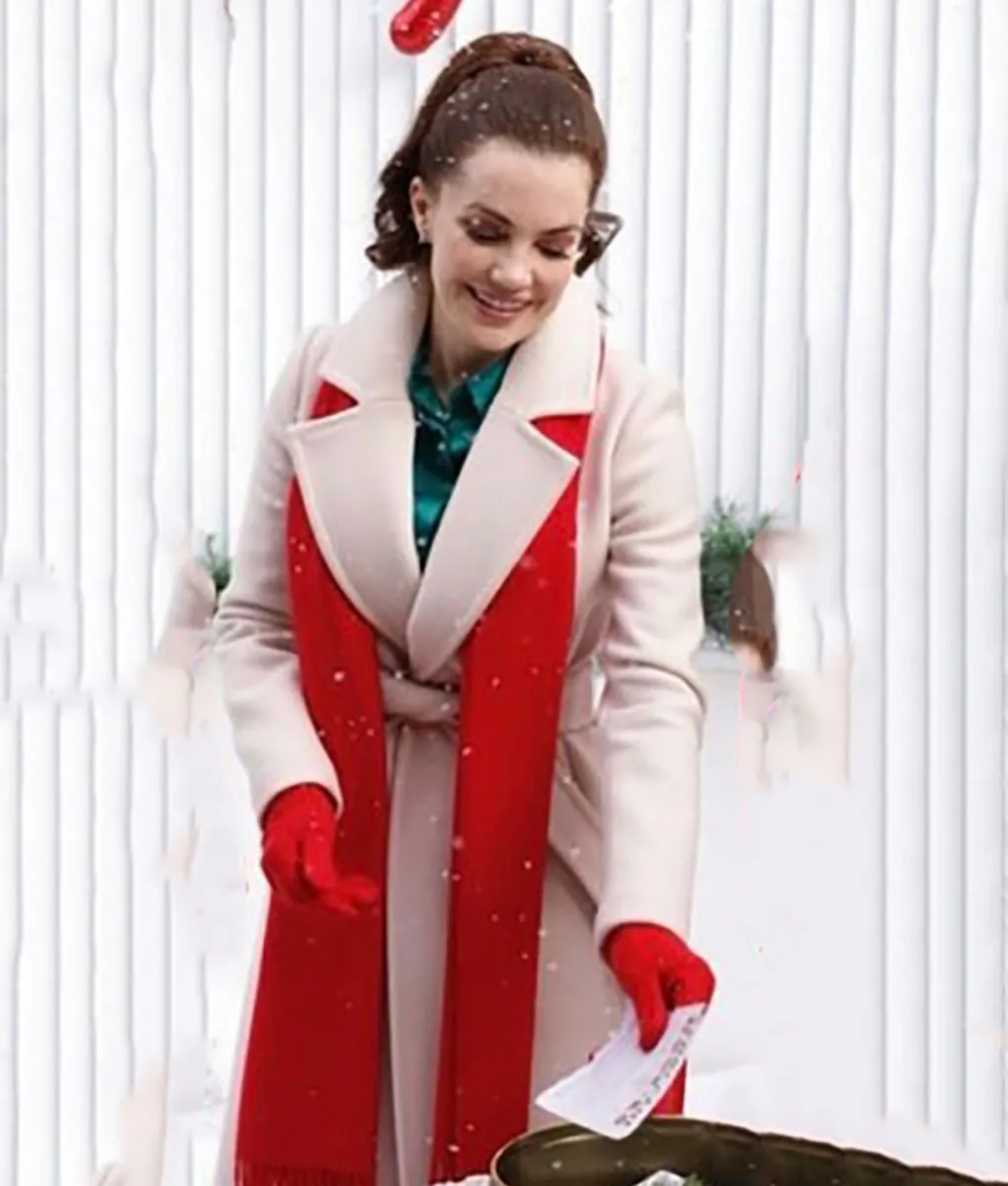 Christmas Keepsake Elizabeth White Coat | Jillian Murray Coat