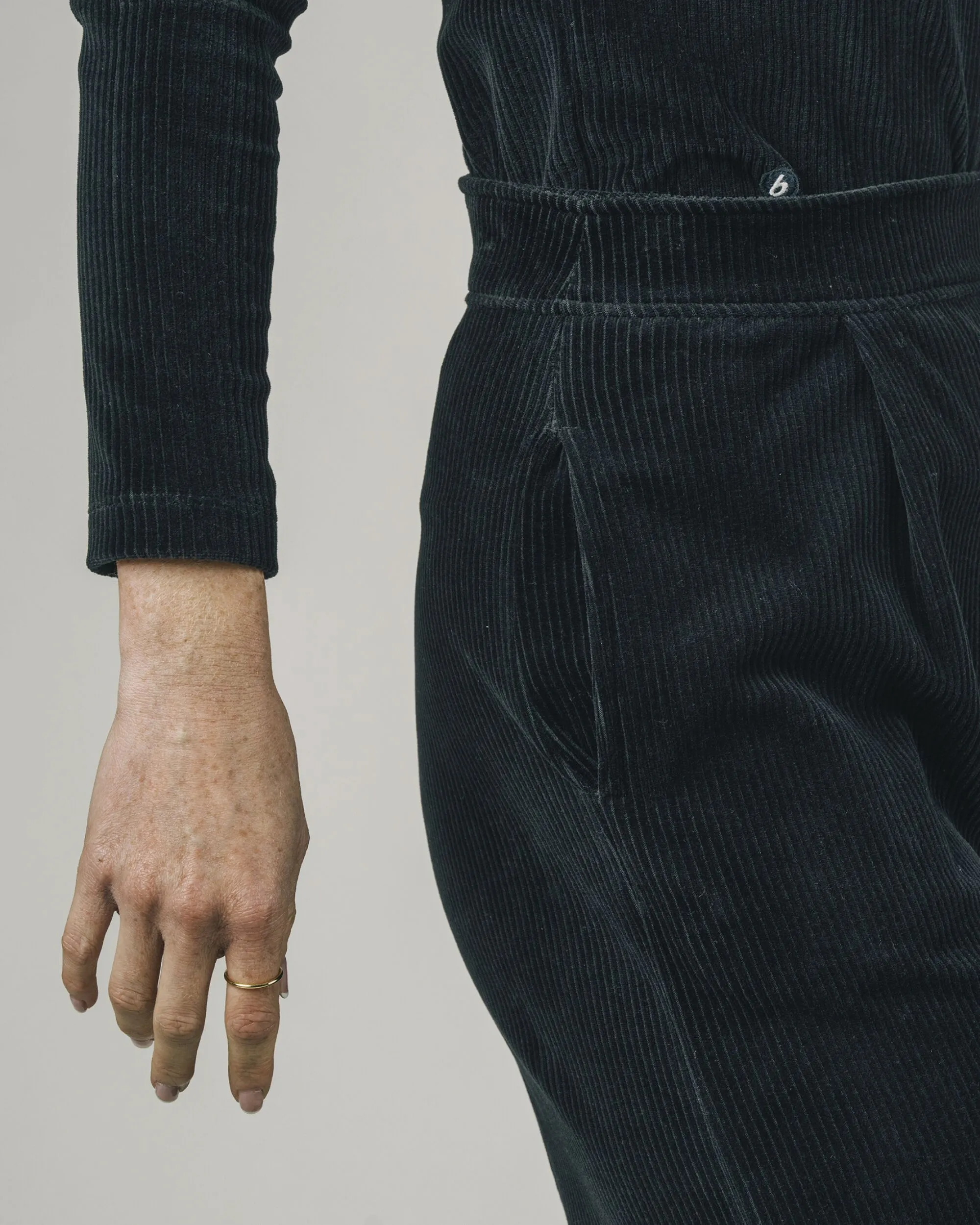 Corduroy Oversize Pant Black