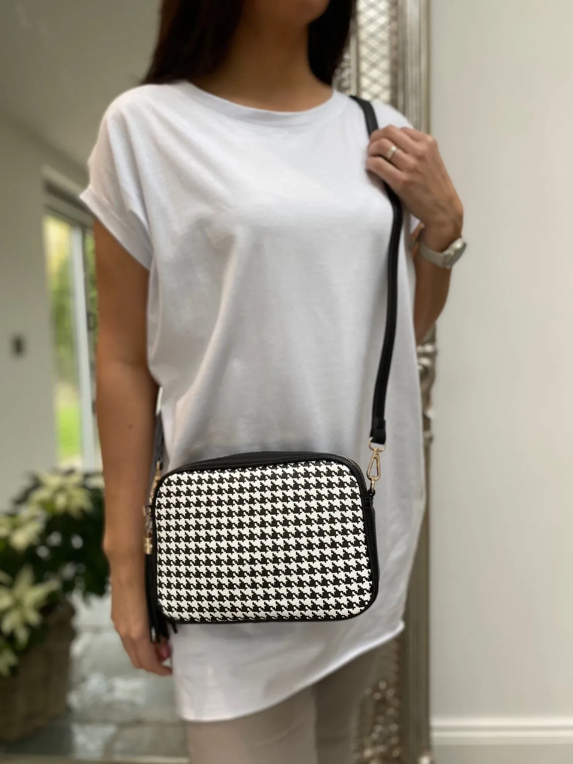 Dogtooth Print Bag