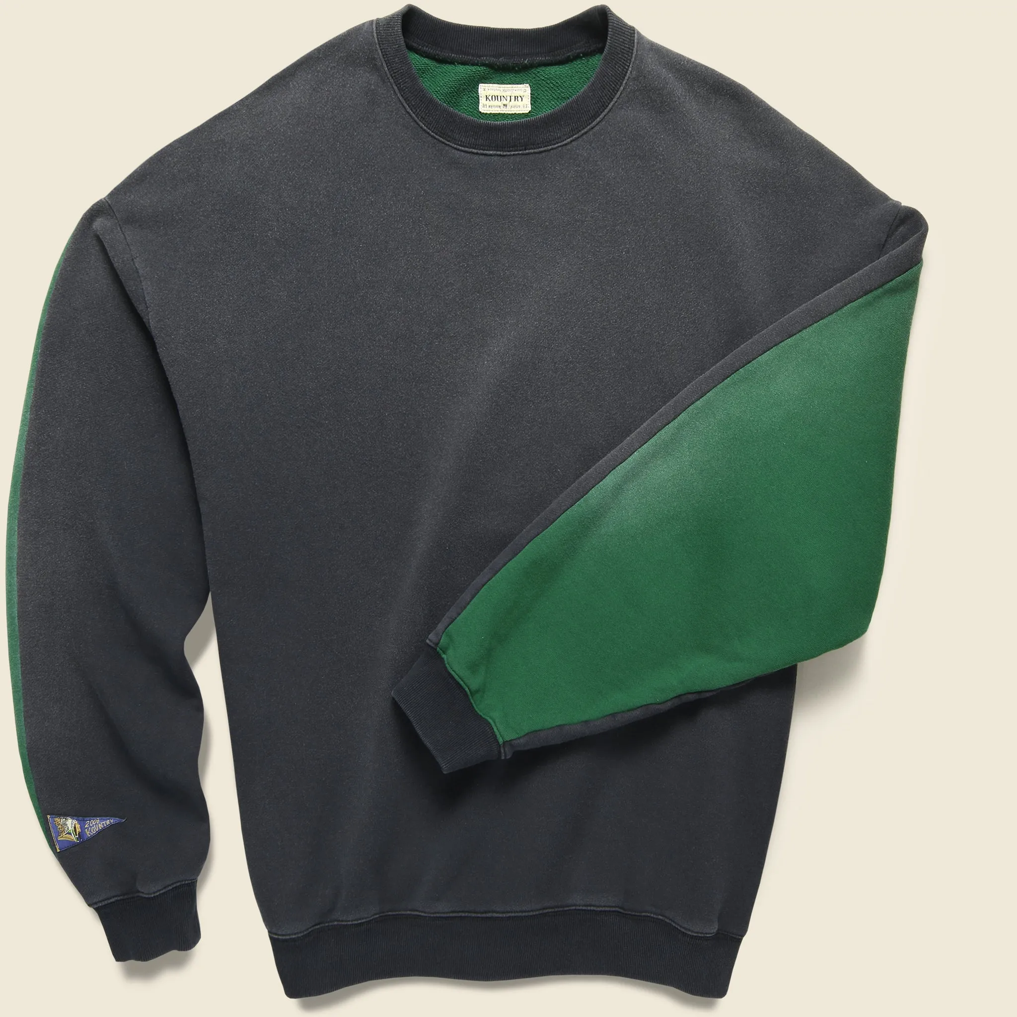 Fleece Knit 2Tones Big Sweatshirt BONE - Black/Green