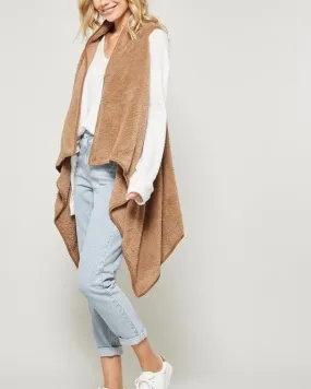 Fly Away Faux Shearling Vest in Mocha