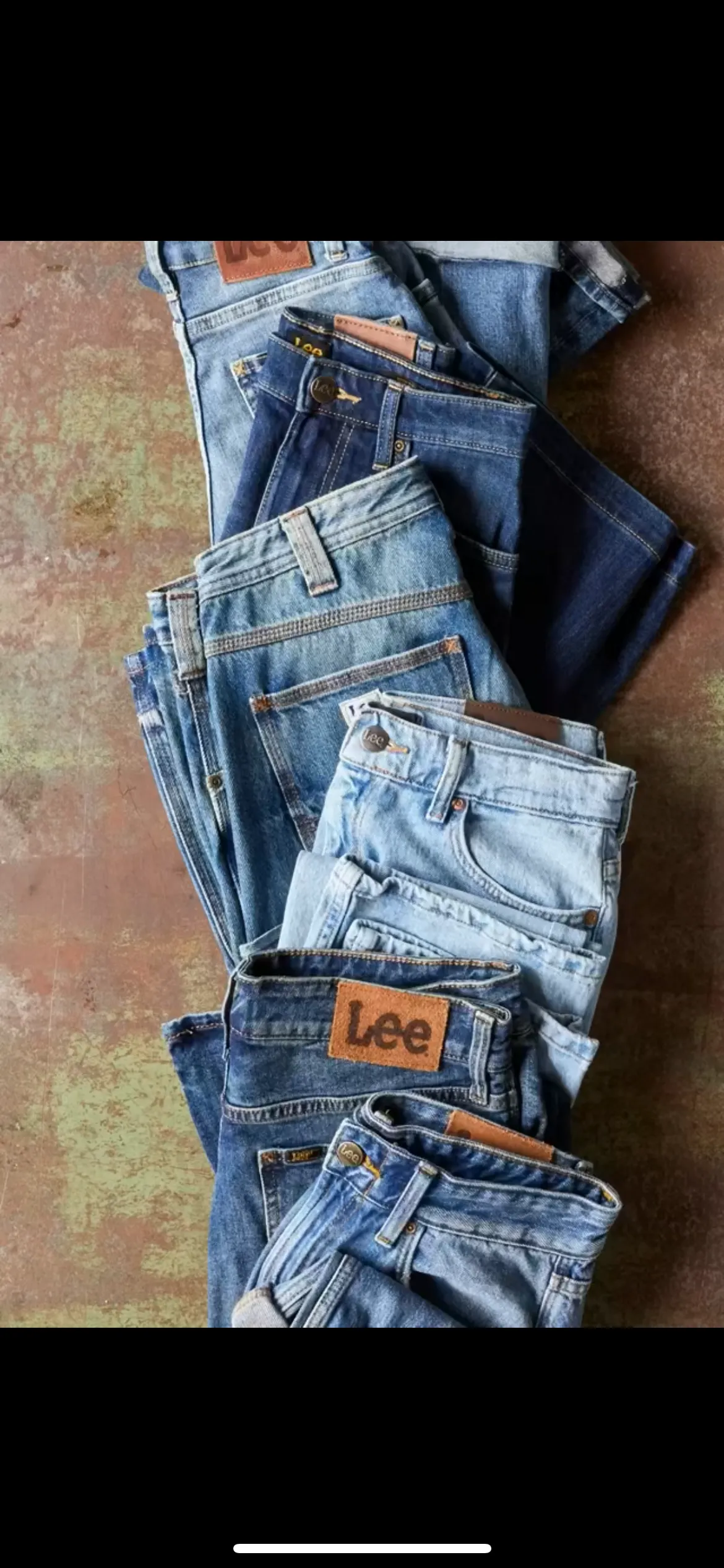 Lee Jeans - 50 Pieces