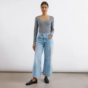 Light Wash Cropped Wide Leg Jeans