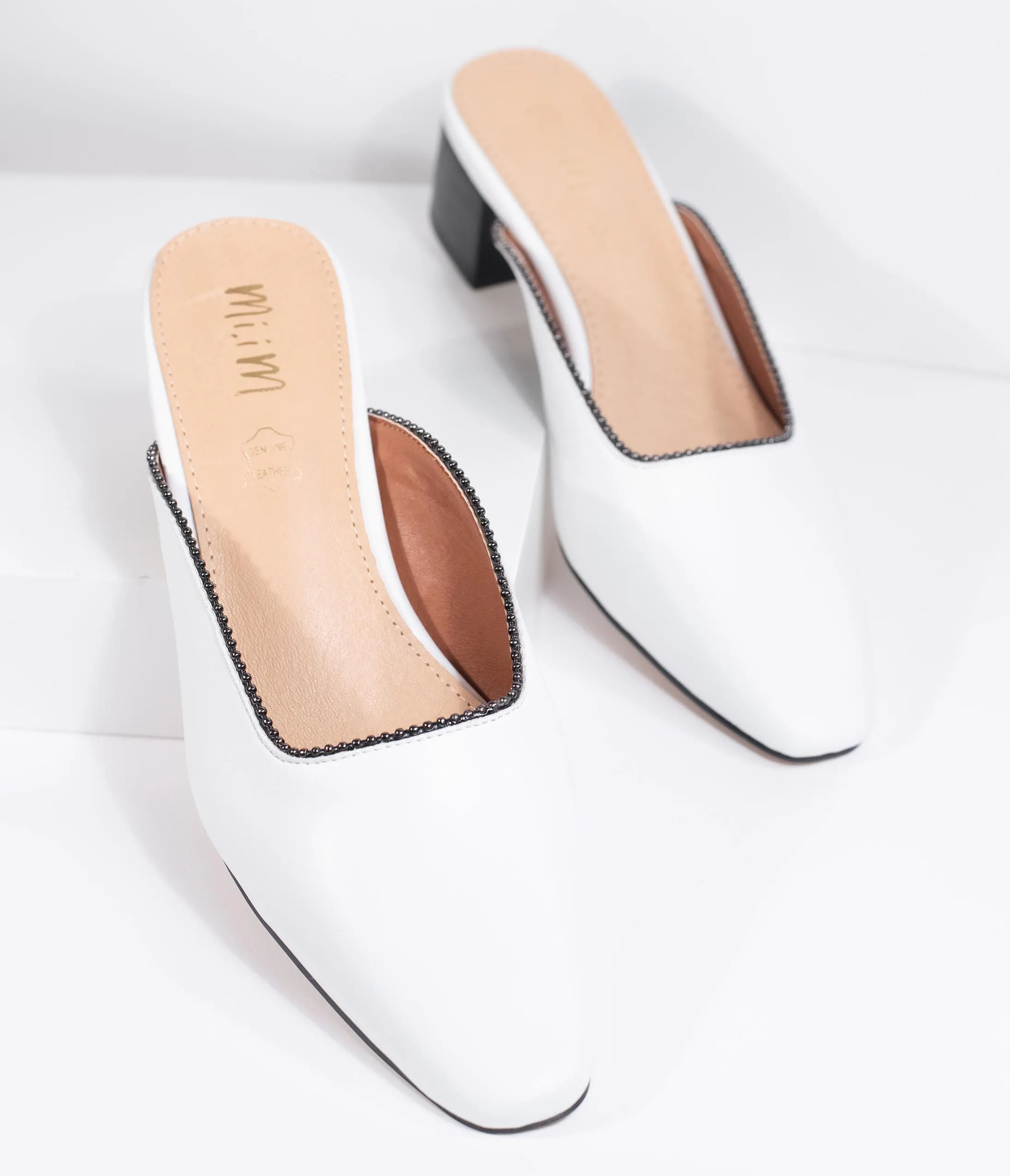 White Leatherette Beaded Piping Pointed Toe Mule